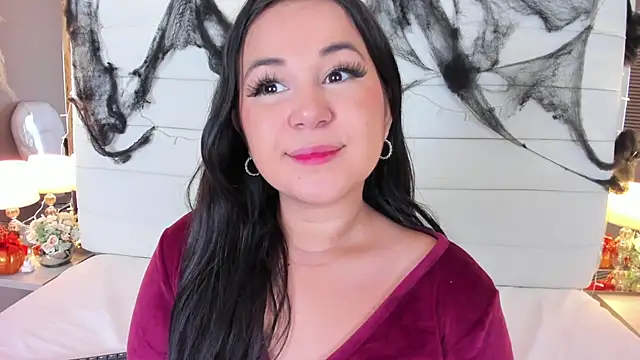 Lilly 2809  online show from 10-25-25, 04:20