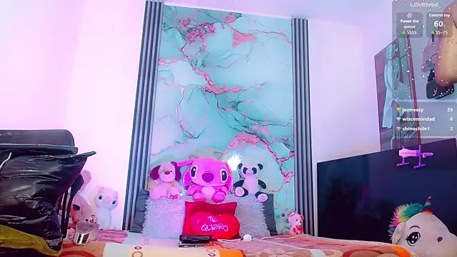 Snapshot of _ChanellR_ chatting on 09-23-25, 11:08  ChanellR  online show from 09-23-25, 11:08