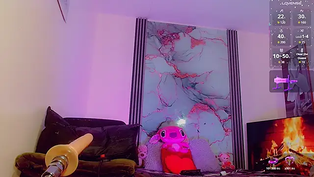  ChanellR  online show from 11-24-25, 07:13