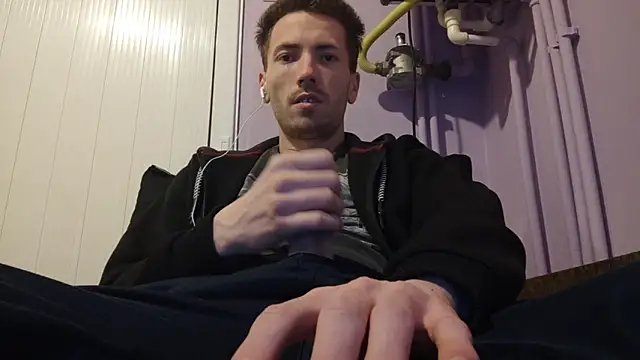 Snapshot of _Hocthus_ chatting on 01-29-25, 05:24 Hocthus online show from 01-29-25, 05:24