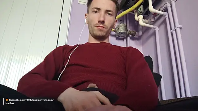 Snapshot of _Hocthus_ chatting on 03-06-25, 03:35 Hocthus online show from 03-06-25, 03:35