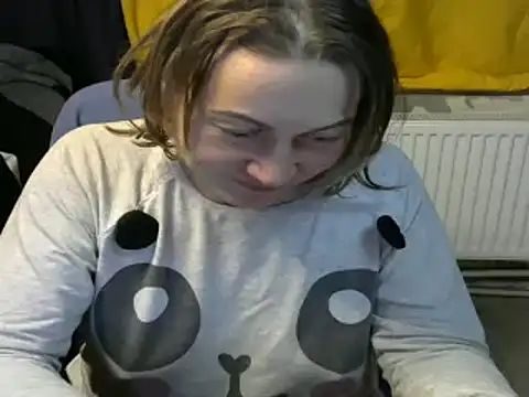 wLESLYMOSw online show from 12-09-24, 09:48