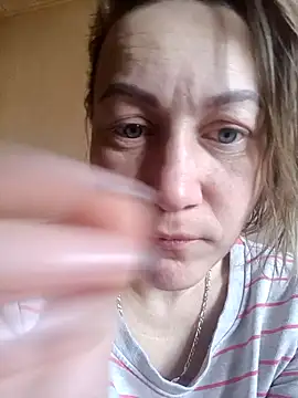 wLESLYMOSw online show from 02-09-25, 08:54