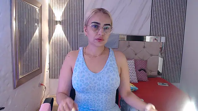 ashley  tylor online show from 03-06-26, 10:17