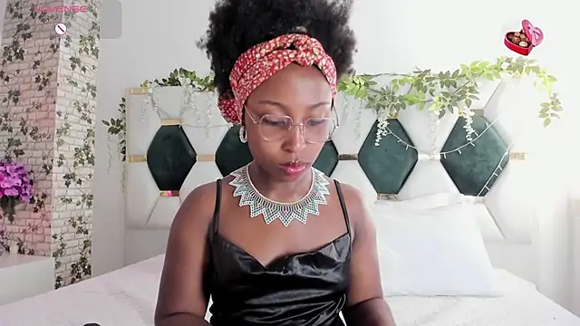 EmmaSanzz  online show from 01-28-25, 11:49