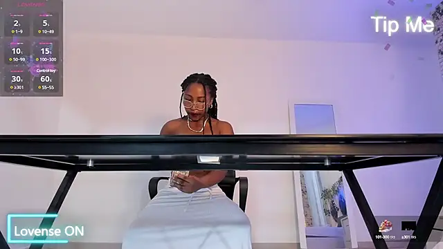 EmmaSanzz  online show from 03-04-25, 11:29