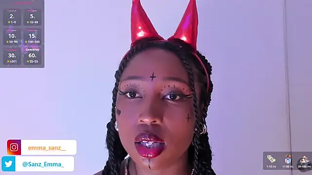 EmmaSanzz  online show from 03-08-25, 02:40