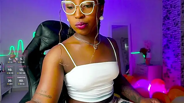 EmmaSanzz  online show from 09-23-25, 11:35