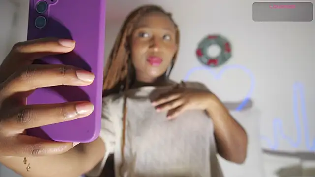 EmmaSanzz  online show from 12-01-25, 12:10