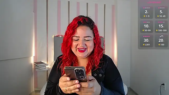 Mariana Rojas online show from 09-26-25, 05:11