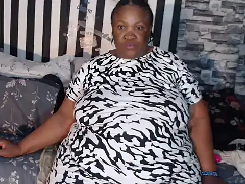 BigHotMatureXx online show from 09-13-25, 09:03