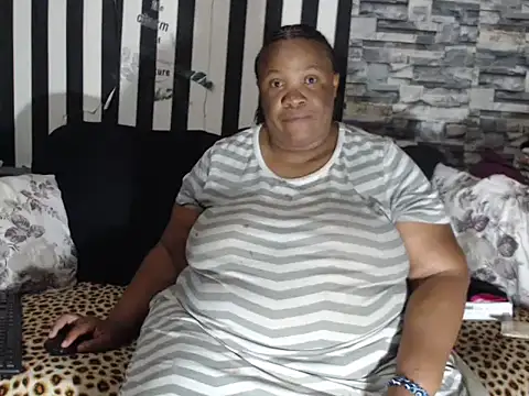 BigHotMatureXx online show from 02-19-26, 10:11