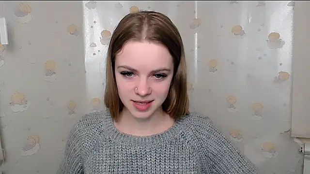 Snapshot of AliceFlirtt_ chatting on 12-27-24, 02:01 AliceFlirtt online show from 12-27-24, 02:01