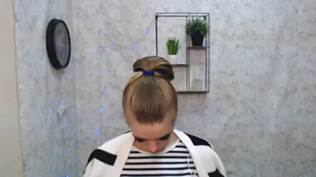 Snapshot of AliceFlirtt_ chatting on 01-04-25, 12:16 AliceFlirtt online show from 01-04-25, 12:16