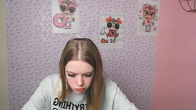 Snapshot of AliceFlirtt_ chatting on 01-09-25, 10:52 AliceFlirtt online show from 01-09-25, 10:52