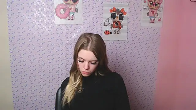 Snapshot of AliceFlirtt_ chatting on 01-16-25, 03:02 AliceFlirtt online show from 01-16-25, 03:02