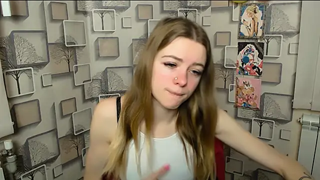 Snapshot of AliceFlirtt_ chatting on 03-01-25, 08:13 AliceFlirtt online show from 03-01-25, 08:13