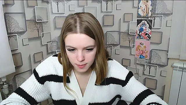 Snapshot of AliceFlirtt_ chatting on 03-10-25, 02:37 AliceFlirtt online show from 03-10-25, 02:37