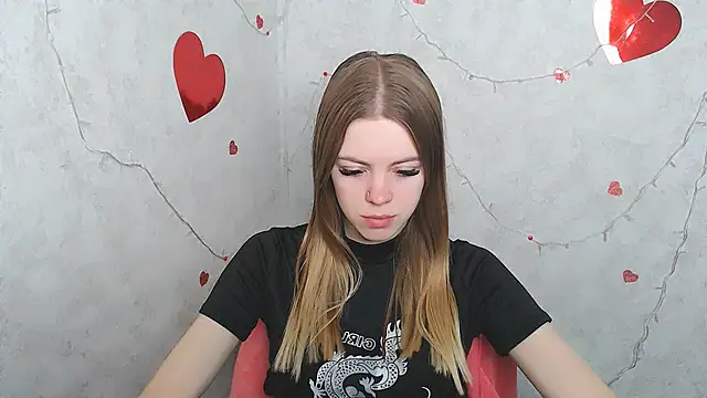 Snapshot of AliceFlirtt_ chatting on 03-20-25, 07:58 AliceFlirtt online show from 03-20-25, 07:58