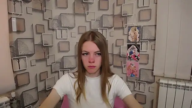 Snapshot of AliceFlirtt_ chatting on 10-07-25, 07:16 AliceFlirtt online show from 10-07-25, 07:16