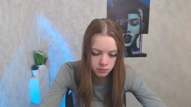 Snapshot of AliceFlirtt_ chatting on 12-03-25, 08:45 AliceFlirtt online show from 12-03-25, 08:45