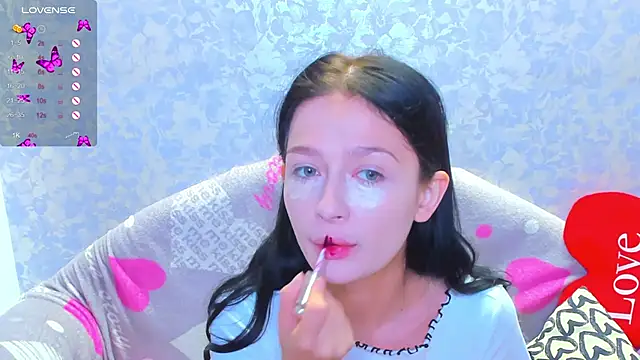 Snapshot of Vanessa_Florence chatting on 09-26-25, 01:20 Vanessa Florence online show from 09-26-25, 01:20
