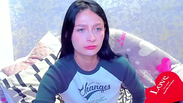 Snapshot of Vanessa_Florence chatting on 10-02-25, 04:41 Vanessa Florence online show from 10-02-25, 04:41