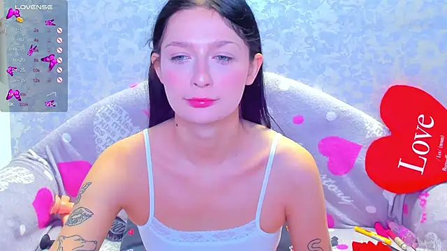 Snapshot of Vanessa_Florence chatting on 10-23-25, 02:11 Vanessa Florence online show from 10-23-25, 02:11