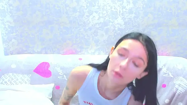 Vanessa Florence online show from 05-23-26, 01:00