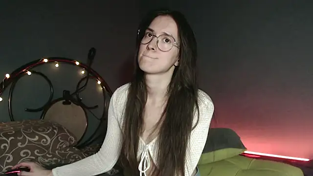 Snapshot of wow__kelly chatting on 12-11-24, 05:15 wow  kelly online show from 12-11-24, 05:15