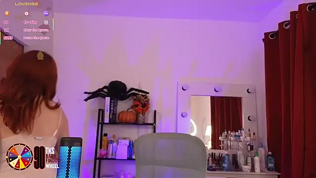 LilyVelvett online show from 09-12-25, 05:40