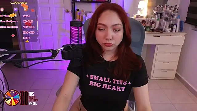 LilyVelvett online show from 11-11-25, 03:06