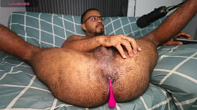 Little Bear00 online show from 04-26-26, 03:04