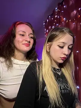 Dooubletroublee online show from 01-28-25, 03:47