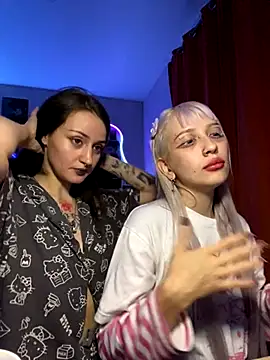 Dooubletroublee online show from 09-24-25, 08:34