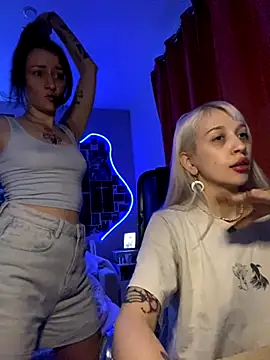 Dooubletroublee online show from 10-05-25, 03:10