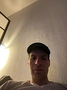 Snapshot of Ricoleckt chatting on 01-09-25, 09:16 Ricoleckt online show from 01-09-25, 09:16