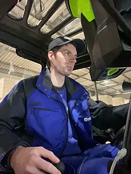 Snapshot of Ricoleckt chatting on 01-14-25, 10:17 Ricoleckt online show from 01-14-25, 10:17