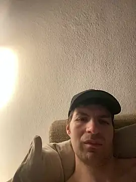 Snapshot of Ricoleckt chatting on 02-01-25, 11:58 Ricoleckt online show from 02-01-25, 11:58