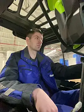 Snapshot of Ricoleckt chatting on 02-18-25, 05:20 Ricoleckt online show from 02-18-25, 05:20