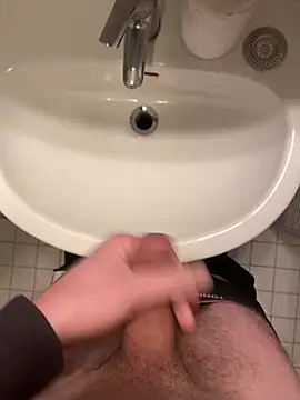 Snapshot of Ricoleckt chatting on 03-12-25, 05:49 Ricoleckt online show from 03-12-25, 05:49