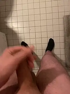 Snapshot of Ricoleckt chatting on 10-11-25, 06:50 Ricoleckt online show from 10-11-25, 06:50