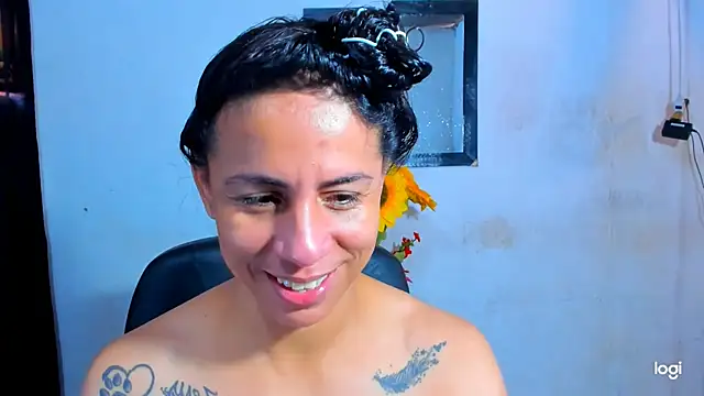 Snapshot of juanblakbigcock chatting on 05-15-26, 02:57 juanblakbigcock online show from 05-15-26, 02:57