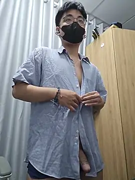 xboyvn9 online show from 10-19-25, 04:18