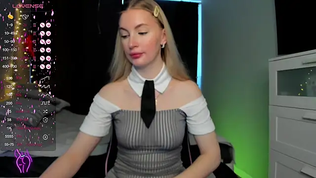 Kimmy powell online show from 02-24-25, 03:02