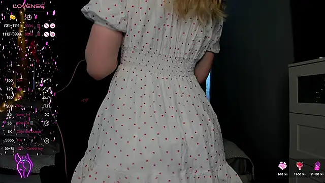 Kimmy powell online show from 03-08-25, 03:17