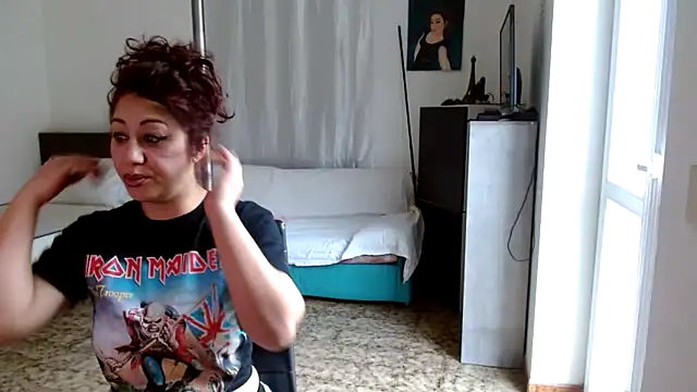 danasantoreal online show from 02-12-26, 08:42