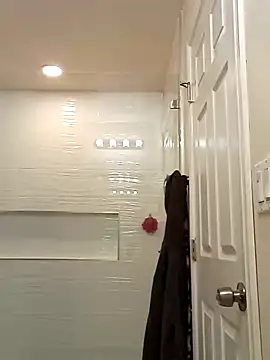 El Gizmo online show from 03-15-25, 07:20