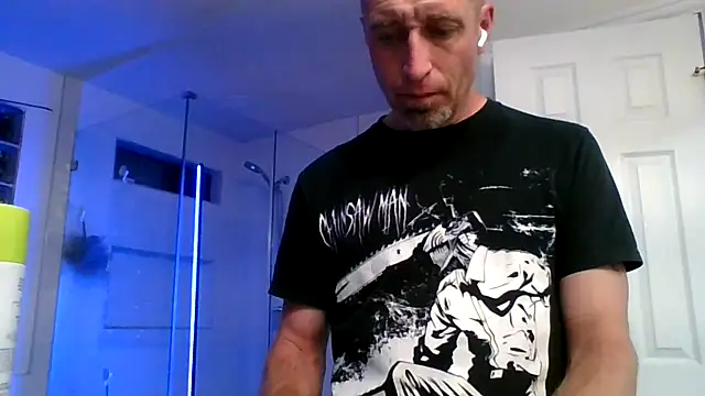 El Gizmo online show from 04-22-26, 07:33