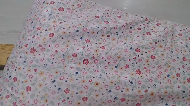 CRISTIINA37 online show from 04-27-26, 06:28